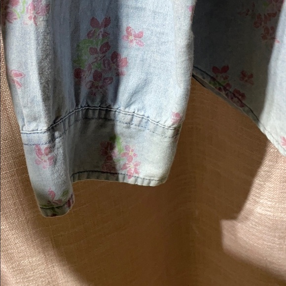 Abercrombie and Fitch Floral Long Sleeve Top - Picture 2 of 8